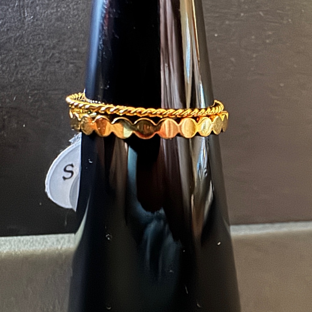 Atolea Gold Stackable Rings Size 6